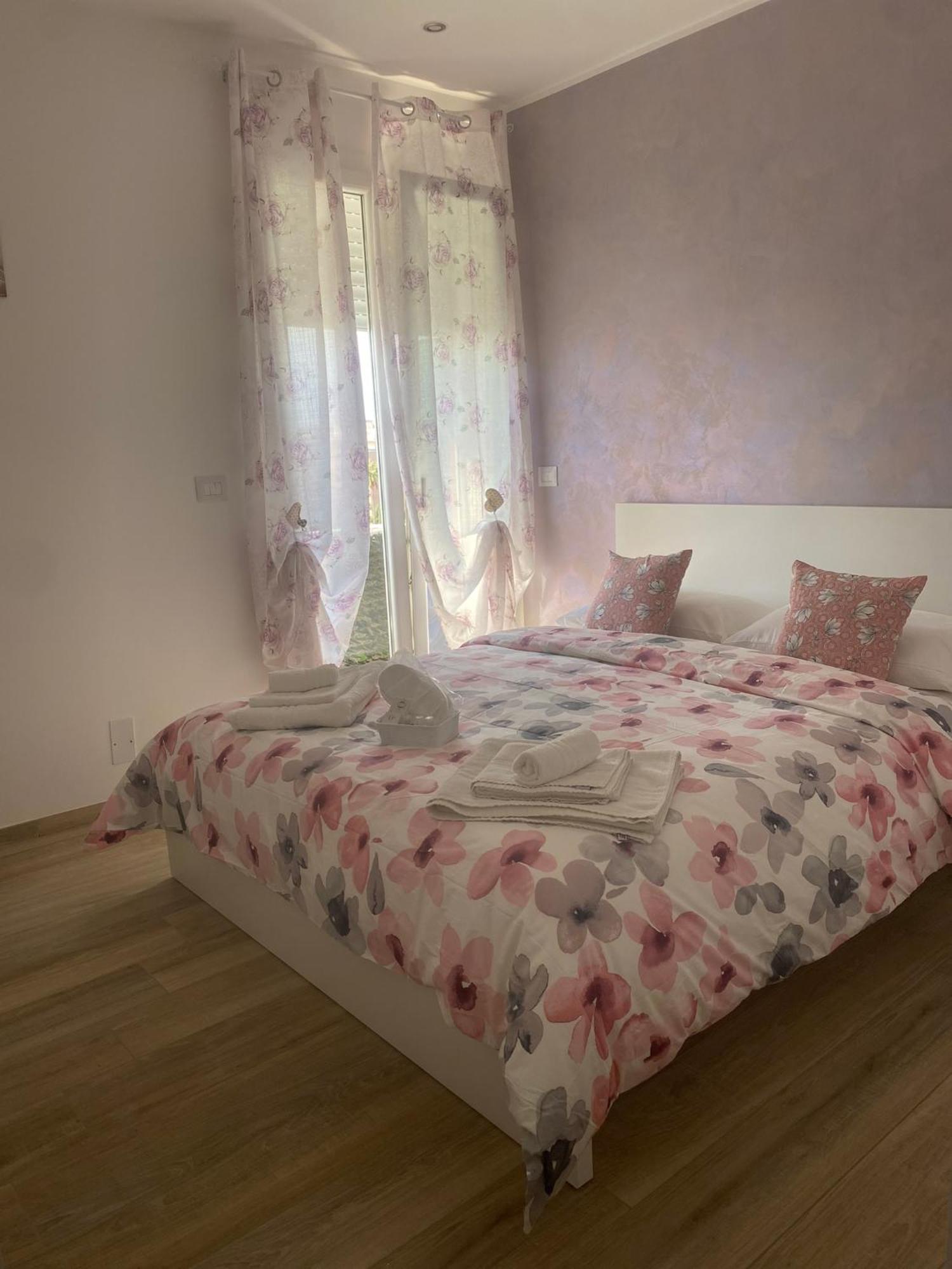 Maryam23 Bed and Breakfast Syracuse Buitenkant foto